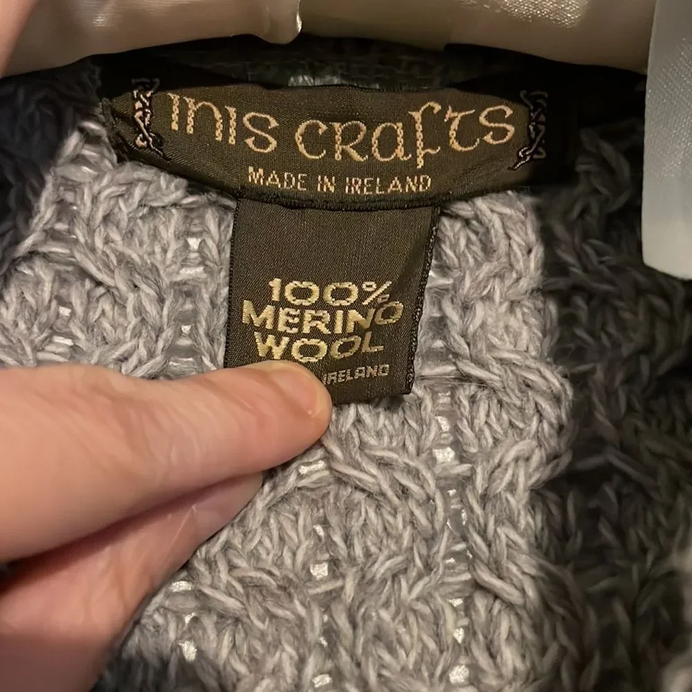 Like new authentic Irish sweater jacket - Picture 5 of 6